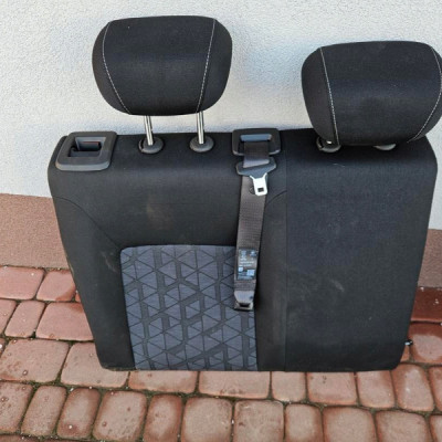 Oparcie fotela kanapa siedzisko tył tylne Opel Astra 5 K V