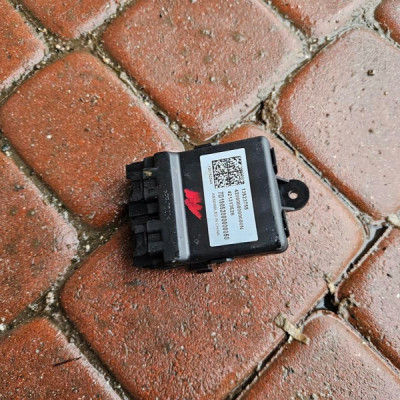 Moduł sterownik fotela Opel Astra 5 K V 13523755