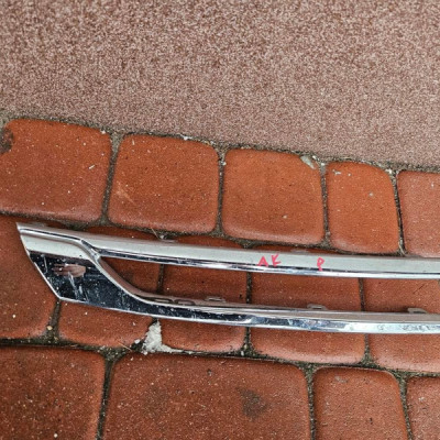 Chrom logo grilla przód przedniego grill Opel Astra 5 K V 13423642