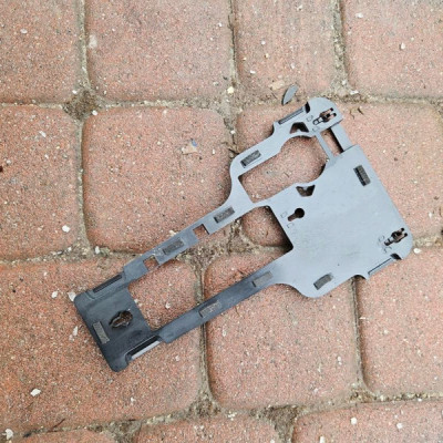 Obudowa osłona szyby lusterka podstawa czujnika Opel Astra 5 K V 13450509