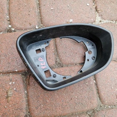 Obudowa osłona lusterka prawa plastik Opel Astra 5 K V 2116.3402-R