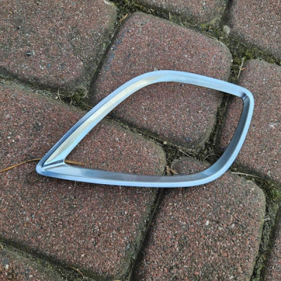 Chrom nawiewu nawiew prawy osłona deski Opel Mokka MOKKA X 60274645