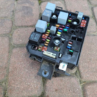 Skrzynka bezpieczników BSI 1.4T Opel Mokka MOKKA X 94520915