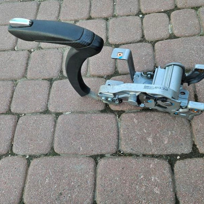 Dzwignia hamulca recznego reczny europa Opel Mokka MOKKA X 95278934