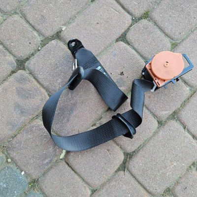 Pas tył tylny lewy bezpieczeństwa Opel Mokka MOKKA X 95403031