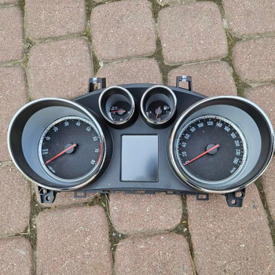 Licznik zegary 1.4T benzyna Opel Mokka MOKKA X 95386880