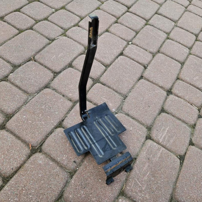 Uchwyt mocowanie wspornik akumulatora Opel Mokka MOKKA X