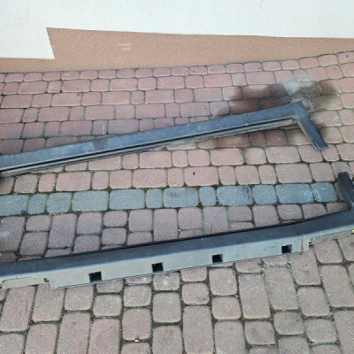 Próg progi komplet dokładki listwy Opel Mokka MOKKA X