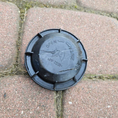 Dekielek lampy xenon osłona dokładka zaślepka Opel Mokka MOKKA X