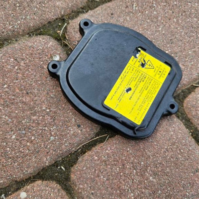 Dekielek lampy xenon osłona dokładka zaślepka Opel Mokka MOKKA X