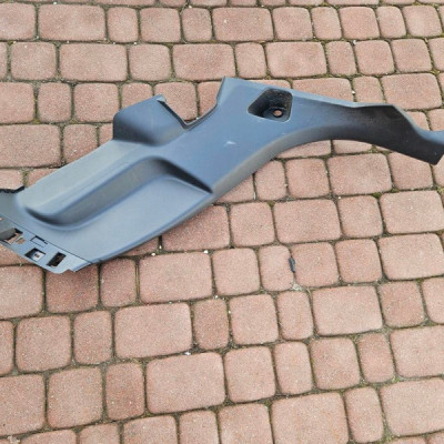Obudowa osłona słupka plastik Opel Corsa F E-Corsa 39214535 98300646ZD