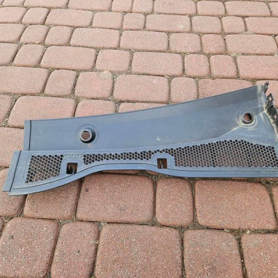 Podszybie lewe EUROPA Opel Corsa F E-Corsa 9820794580