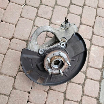 Zwrotnica OPC GTC lewa piasta Opel Astra J IV 13277214 13583479