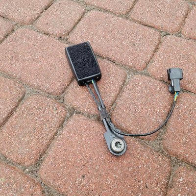 Zapinka fotela przód przednia lewa prawa Opel Astra J IV 13330865