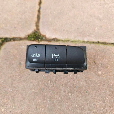 Przycisk włacznik panel PDC parkowania Opel Corsa F E-Corsa 98327599YX