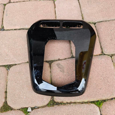 Ramka osłona dekor deski zmiany biegów Opel Corsa F E-Corsa 39167716