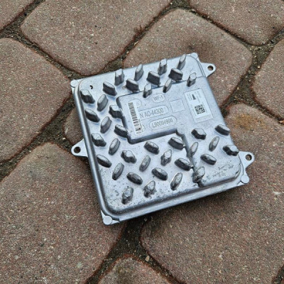 Moduł sterownik przetwonica led ledowa Opel Corsa F E-Corsa L90094996