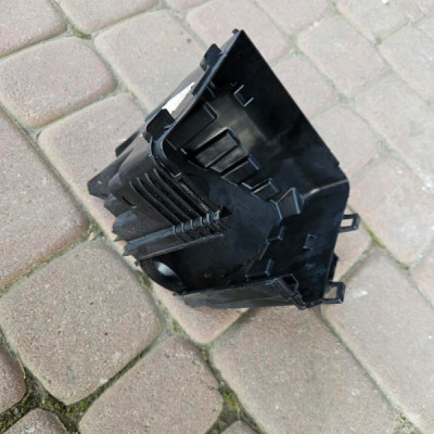 Obudowa pokrywa skrzynka bezpieczników Opel Corsa F E-Corsa 9824510680