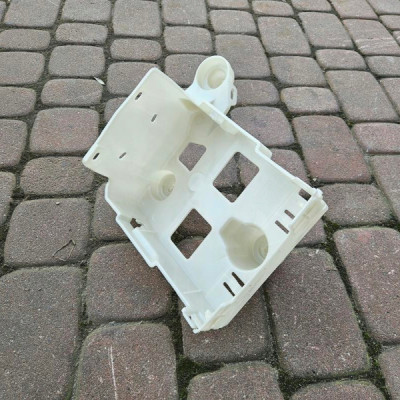 Uchwyt mocowanie lewarka zmiany biegów Opel Corsa F E-Corsa 9826238280