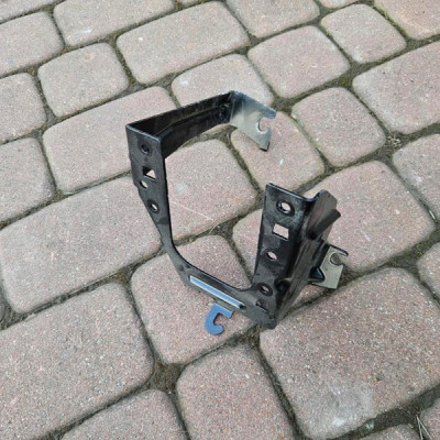 Uchwyt mocowanie wspornik Opel Corsa F E-Corsa 284916R01