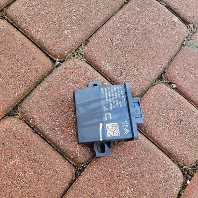 Moduł sterownik lamp swiateł led Opel Corsa F E-Corsa 9834547780