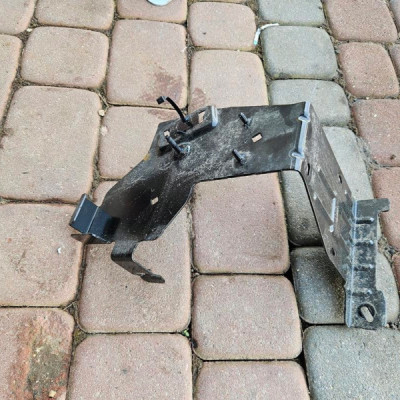 Podstawa akumulatora osłona Opel Corsa F E-Corsa 9834920180