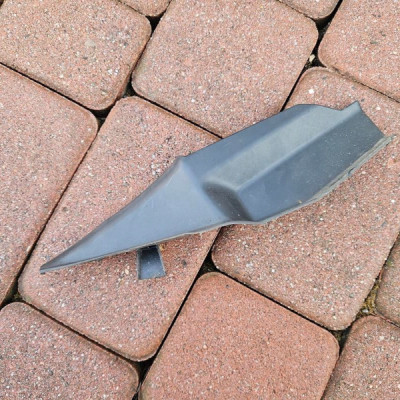 Zakończenie podszybia lewe osłona zaślepka Opel Corsa F E-Corsa 9823302080