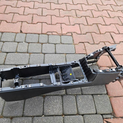 Tunel środkowy europa Opel Corsa F E-Corsa 9831866180