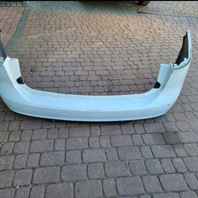 Zderzak tył tylny kombi bialy Z40R 40R 6PDC Opel Insignia B