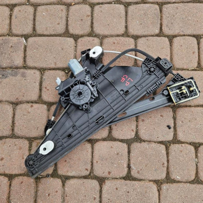 Podnośnik mechanizm szyby przód L Opel Corsa F E-Corsa 9829043680 39182144