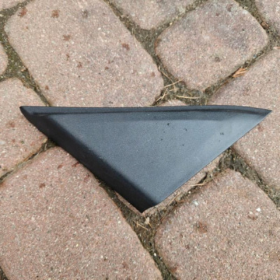 Osłona lusterka trójkąt przód L Opel Corsa F E-Corsa 9830111380 39176140