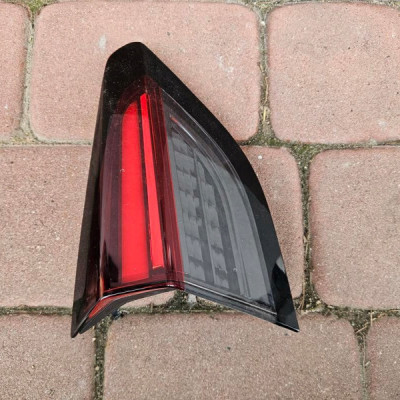 Lampa tył tylna lewa zaślepka Opel Corsa F E-Corsa 39162668 9830097880