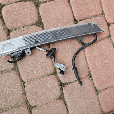 Trzecie światło stopu stop hamulca Opel Corsa F E-Corsa 9689043280 90032118