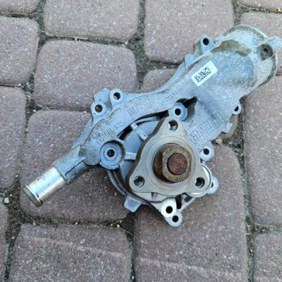 Pompa wody 1.2 1.4 Opel Corsa E 25193407