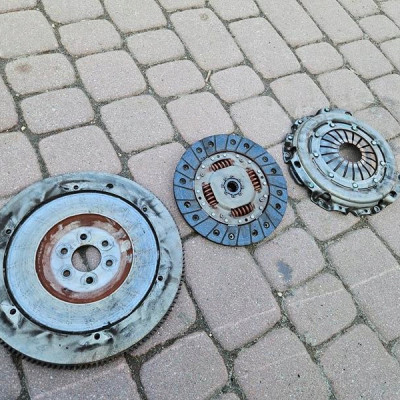 Sprzęgło jednomas docisk 1.2 1.4 Opel Corsa E 55565534 55594657 55572815