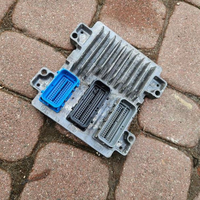 Komputer sterownik silnika ACHM 1.2 1.4 Opel Corsa E 12695605 12692201