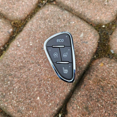 Panel włącznik podgrzewania kierownicy fotela EUROPA Opel Corsa E 39031644