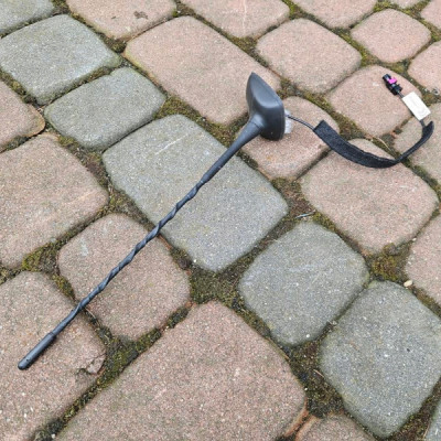 Antena radia bat wzmacniacz EUROPA Opel Corsa E 39151104