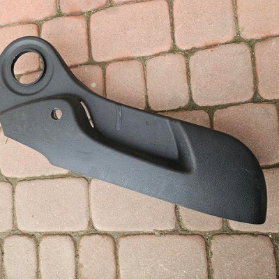 Plastik obudowa osłona fotela pasażera EUROPA Opel Corsa E 13210980