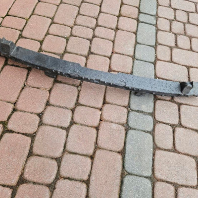 Absorber zderzaka przedniego przód Opel Corsa E 13399232