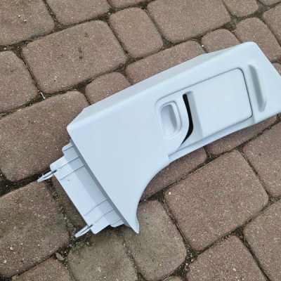 Plastik pasa obudowa słupka prawa Opel Corsa E Corsa D 13180573