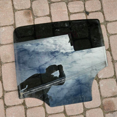 Szyba drzwi tył tylna chrom ciemna lewa 2014r Opel Mokka