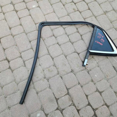 Szyba drzwi tył tylna chrom ciemna lewa 2014r uszczelka zgarniac Opel Mokka