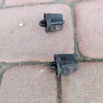 Odbojnik maski Opel Corsa F Grandland Crossland Mokka Combo