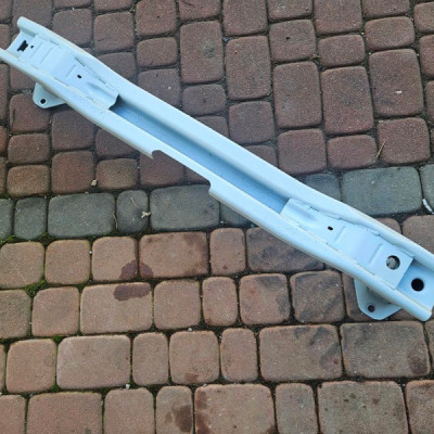 Belka zderzaka tylnego elektryk Peugeot 208 Opel Corsa F E-Corsa