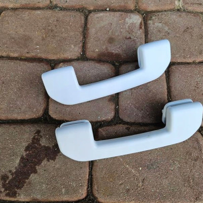 Rączka podsufitki uchwyt mocowanie Opel Corsa F E-Corsa