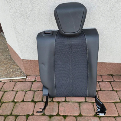 Kanapa tył tylna siedzisko półskóra fotel EUROPA Opel Corsa F E-Corsa