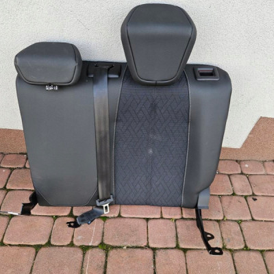 Kanapa tył tylna siedzisko półskóra fotel EUROPA Opel Corsa F E-Corsa