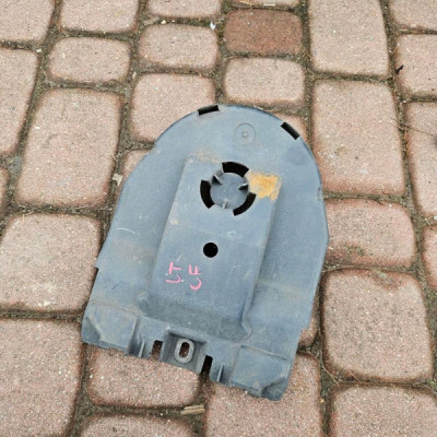 Obudowa osłona tył tylna belki sprężyny zawieszenia Opel Corsa F E-Corsa