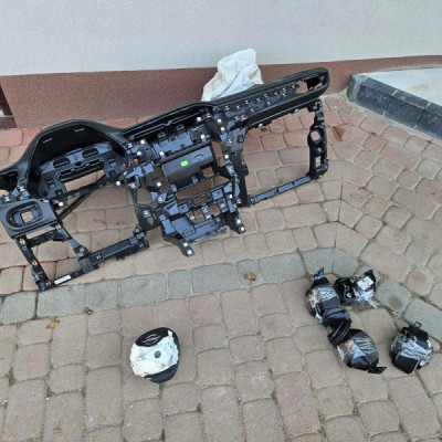 Deska konsola wystrzelona pasy poduszka AIRBAG Opel Corsa F E-Corsa